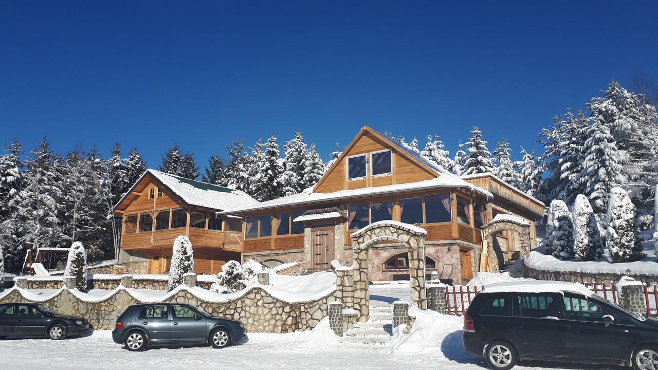 Bed and Breakfast Etno Naselje Kum Sokolac  Экстерьер фото